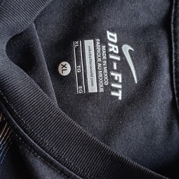 Short sleeve shirt - Picture 2 of 2